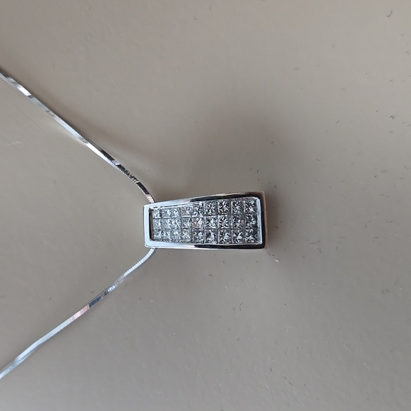 STATEMENT! 14 KARAT WHITE GOLD INVISIBLE SET NATURAL DIAMOND BAR SLIDE PENDANT - Picture 6 of 9